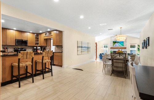 Bradenton House | Pickleball| Pool| Hot tub| Game room| Firepit|