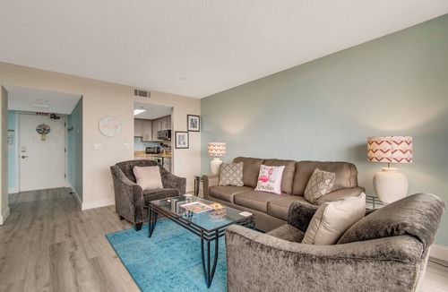 Flagler Beach Condo | Pickleball, Pups, and Sunsets in beautiful Flagler Beach!