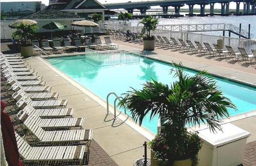 Somers Point Hotel | Pier 4 Hotel