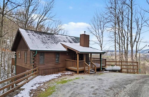Gatlinburg - Pigeon Forge Villa | Pigeon Forge 316 - Two Bedroom Villa, Sleeps 8