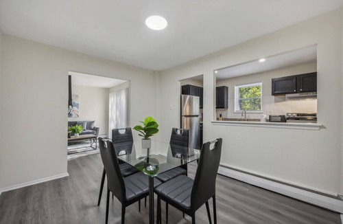 Newark Apartment | Pine Brook 1302 I Pool Gym I Free Parking !