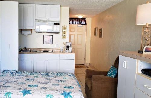 Daytona Beach Shores House | Pirates Cove Condo Unit #602