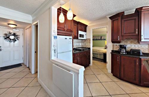 Daytona Beach Shores House | Pirates Cove Condo Unit #715