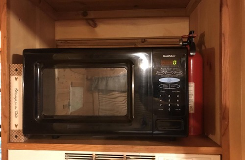 Candler Cabin | Pisgah Paws Pet-Friendly Cabin with Hot Tub & Forest Views