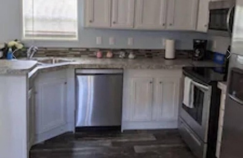 Dunnellon House | PK's Bungalow! Located just two doors down from the world famous KP Hole