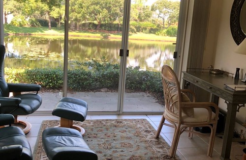 Plantation Condo | PLANTATION GOLF CLUB -UPSCALE, GROUND FLOOR CONDO WITH LAKE VIEW