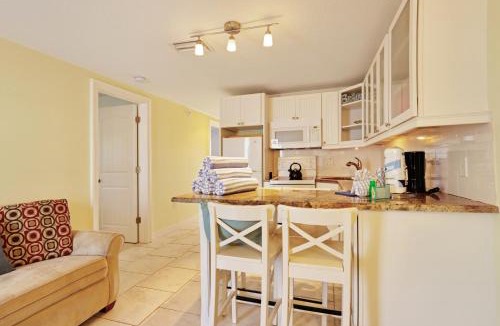 Holmes Beach Villa | Playa Casanas South