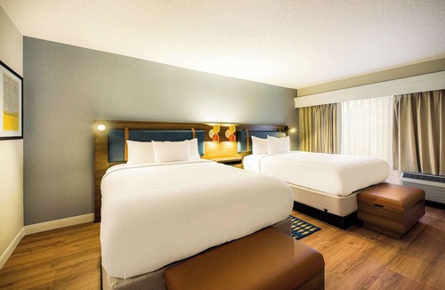 Eastwick Hotel | Pleasant Stay, Convenient Location! Short Drive to Museum of Art! Pets Allowed!