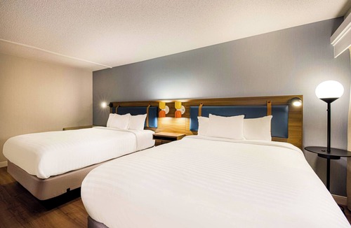 Eastwick Hotel | Pleasant Stay, Convenient Location! Short Drive to Museum of Art! Pets Allowed!
