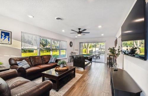 Bearss Plaza House | Plush sheets, Games!, Huge backyard, Massage Chair