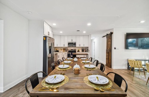 Bearss Plaza House | Plush sheets, Games!, Huge backyard, Massage Chair