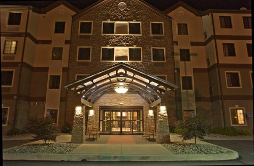 Minisink Hills Apartment | Poconos Studio Suite w/Kitchenette | Free Breakfast