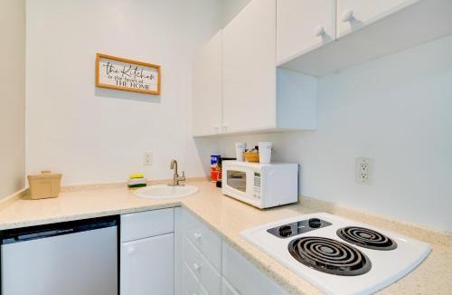 Naples Apartment | POI Resort Studio Near Everglades NP: Swim + Sail