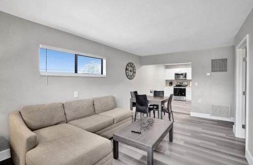 Harbordale Apartment | Poinciana Getaway 2BR Apartment Near FLL Airport