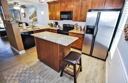 Point East House | Point East 318