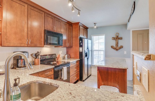 Point East Condo | Point East Paradise - Ocean & Pool View