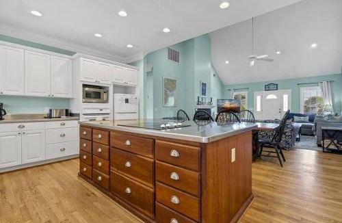 Edisto Island House | Pompano Pool House