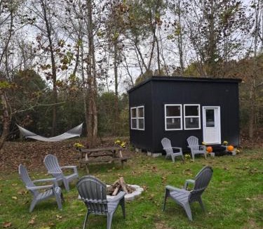 Louisville House | Pondside Cabin - 20 Peaceful Acres with Creek View