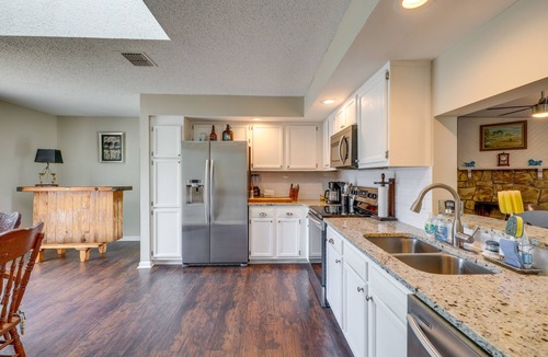 Dolphin's Cove House | Ponte Vedra Beach Family Home: 2 Mi to Beaches!