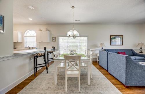 Central Myrtle Beach House | Pool Access! Myrtlewood Villas Golf Escape
