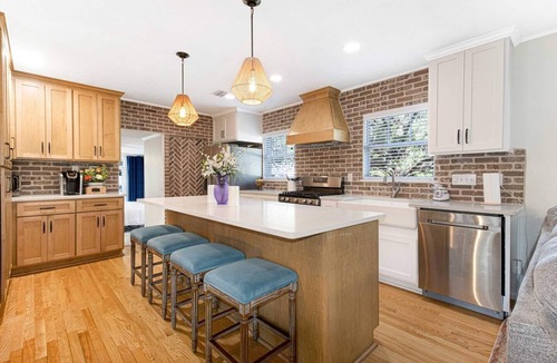 Historic District House | Pool, bbq & large backyard in charming downtown. Pet Friendly!