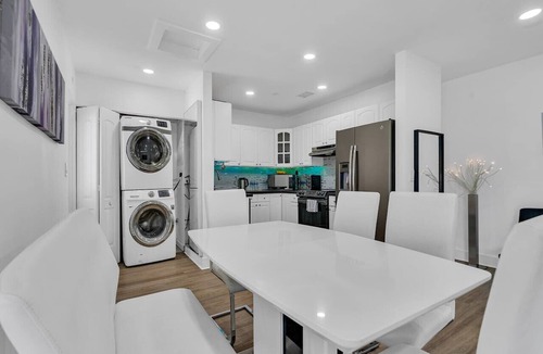 Kendale Lakes Villa | Pool & Canal-View Townhouse | Miami Oasis + BBQ