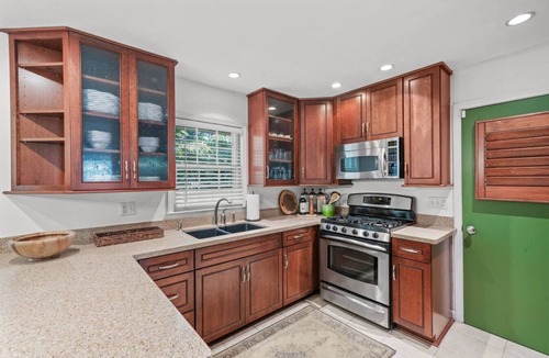 North Brookhaven House | Pool+Gorgeous Bkyd 4BR–Slps 8 Owner NHood (1799)
