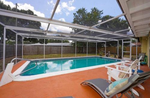 Southgate House | Pool Home - Close to beaches, food, downtown!
