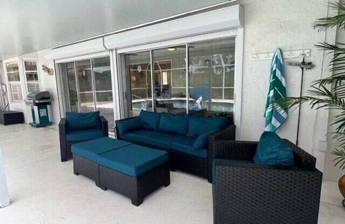 Gulf Gate Woods House | Pool home in quiet neighborhood close to Siesta Key