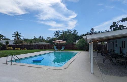 Sunny Shores House | Pool home on the Bay, large private yard near AMI