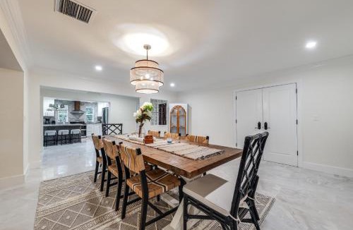Lighthouse Point House | Pool & Home Theater: Lighthouse Point Home!