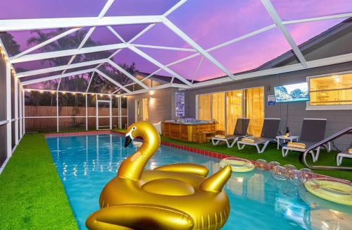 Bayhaven House | Pool Hot Tub Massage Chair Free EV Charger 5 Mins to Beaches!