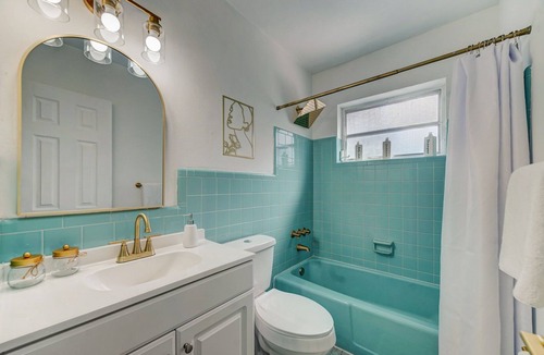 Poinciana Park House | Pool House Near Beaches & Airport Ideal for Long Stays