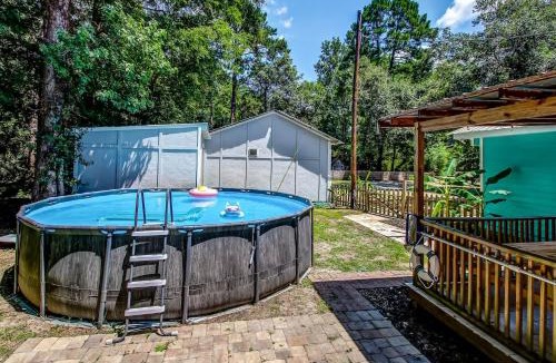 Montgomery House | Pool House! Sweet Sunny Retreat- Both Houses