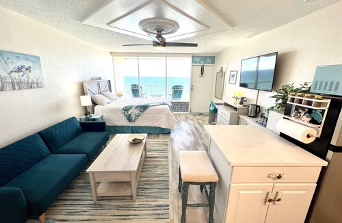 Daytona Beach Apartment | POOL IS OPEN! Remodeled Oceanfront Penthouse | 7th Floor Private Balcony |