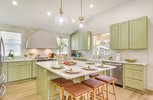 River District House | Pool, Mini Golf & Cabana: Bradenton Retreat