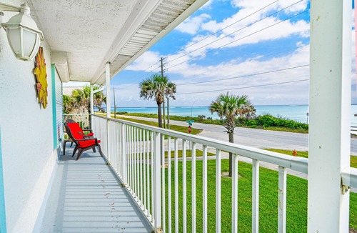 Ormond Beach Condo | POOL OPEN! Ocean Dunes Condo - Oceanfront - 1BR/1BA #127