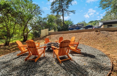 Marietta House | Pool |Putt Putt | Theater | Game Room | Ping Pong