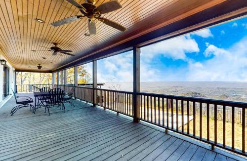 Lookout Mountain House | Pool & Scenic Views: Lookout Mountain Home