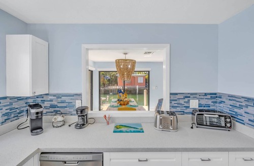 Little Venice House | Pool, Spa, 50’ Dock, Game Room & Tiki Hut!