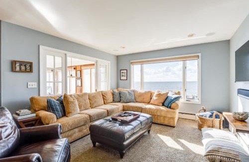 Stevensville House | Pool & Stunning Water Views: Kent Island Home!