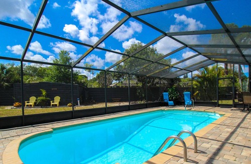 Pinecraft House | Pool, Sweet Pineapple