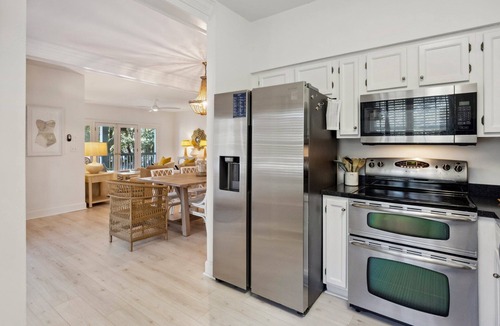 Debordieu Colony Condo | Poolside 3B villa, on golf course with pool.