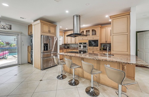Rural Estates House | Poolside Oasis: Group-Friendly Getaway in Naples!