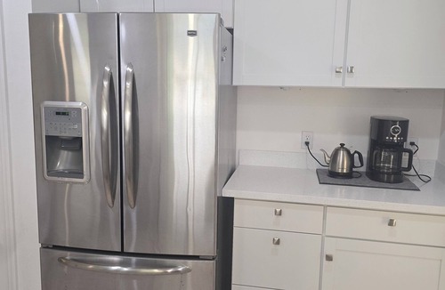 Port Saint Lucie House | Poolside Palms - 3bd/3ba Sleeps 18