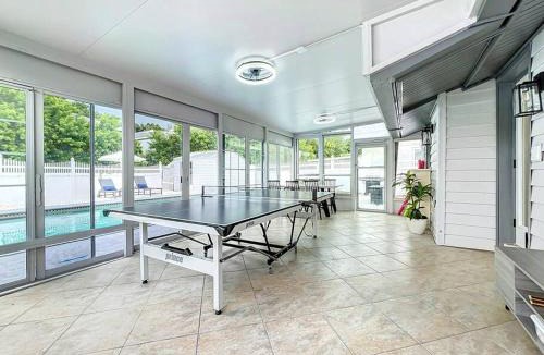 Bee Ridge House | Poolside Paradise Near Siesta Key Beach