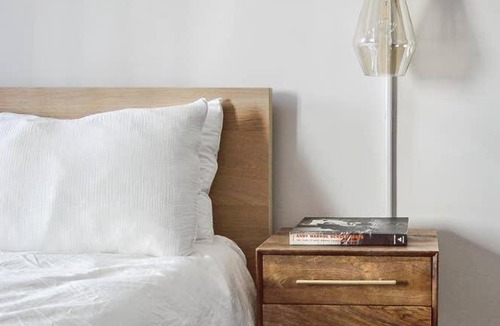 Center City Apartment | Poor Richard Studio at Kestrel Hotel