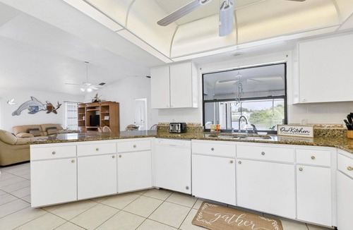Port Charlotte House | Port Charlotte 3 Bedroom Private Pool Canal Home- Close to Everything!