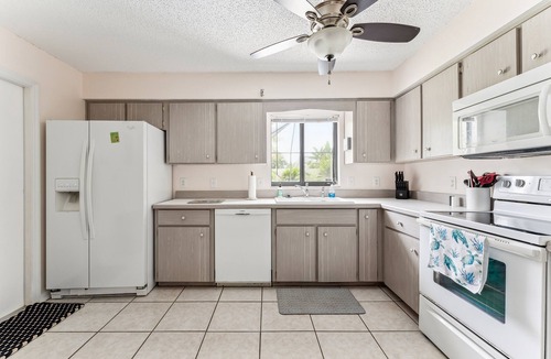 Hawks Ridge Estates House | Port Orange Vacation Home by RedAwning