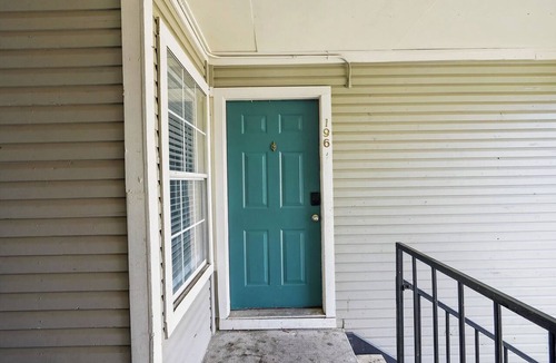 Antioch Apartment | Preakness: Comfort Meets Convenience